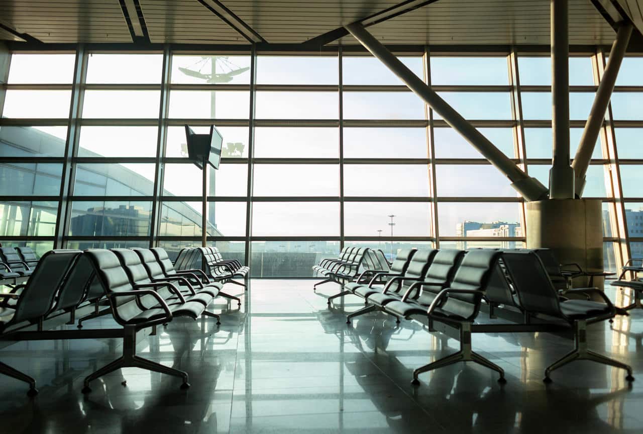 JFK vs LaGuardia Airport: Cost, Convenience & NYC Access